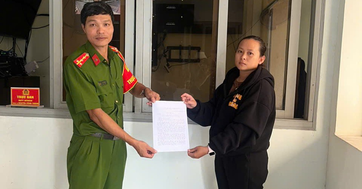 Chuyển khoản thành công 20.920.000 đồng vào tài khoản số 206xxx ngân hàng ACB, chị Bùi Thị Hải Yến phải trình báo công an