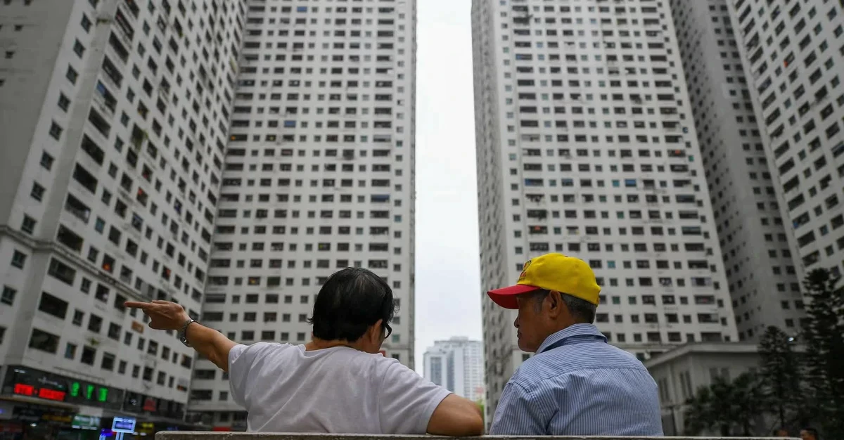 Lựa chọn nào với cư dân "khu chung cư vạn dân" HH Linh Đàm nếu phải di dời?
