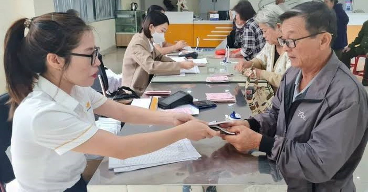 Tất cả người dân có lương hưu, trợ cấp trên cả nước chú ý thông tin mới nhất