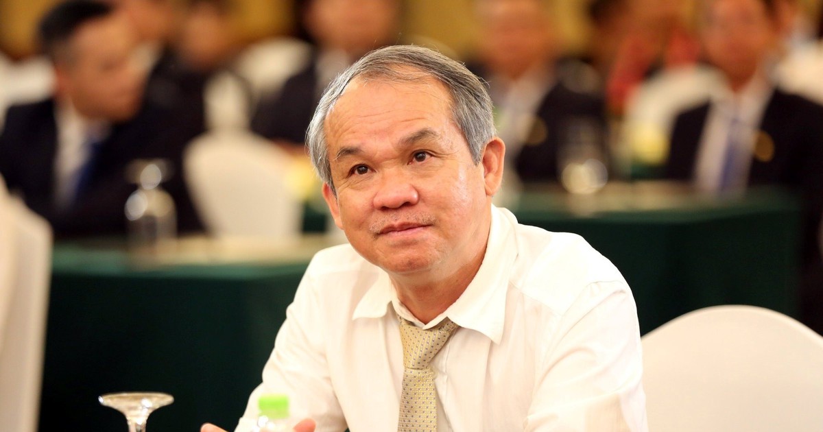Bầu Đức 5 lần chi hơn 300 tỷ đồng bắt đáy cổ phiếu HAG sau tuyên bố "nếu lỗ cứ kêu tôi ra chửi", kết quả hiện tại ra sao?