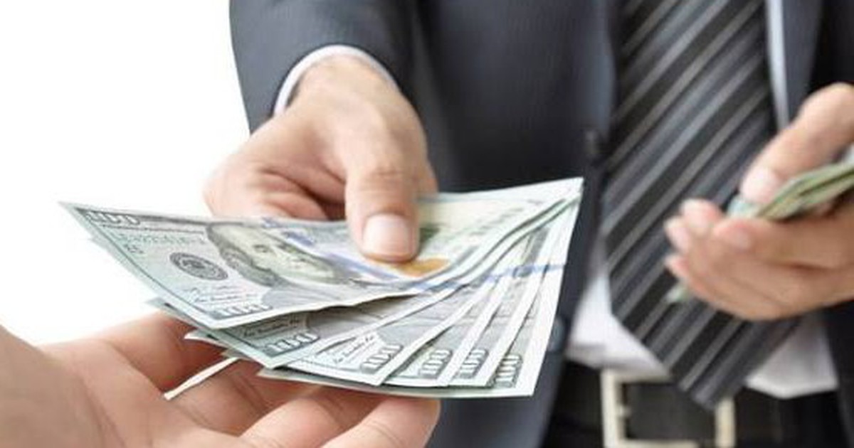 Lương nước ngoài chuyển về tài khoản Việt Nam có phải nộp thuế?