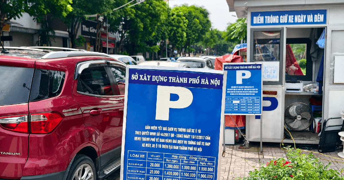 Tất cả người đi xe máy, ô tô tại Hà Nội lưu ý: Từ nay, giá trông xe có thay đổi quan trọng, cao nhất lên đến 7,5 triệu đồng