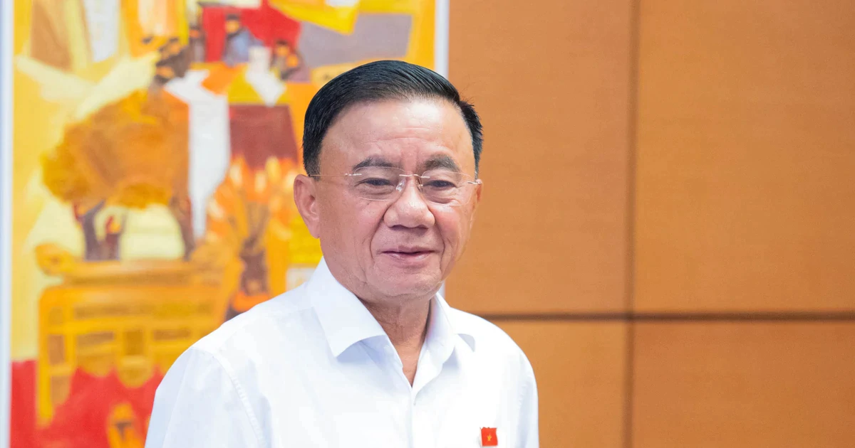 Thường trực Ban Bí thư nói về sách giáo khoa: "Có vấn đề"
