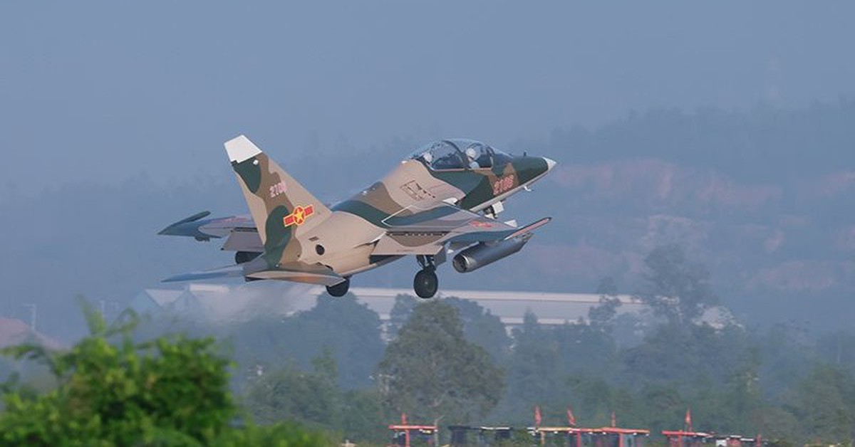 Chiến đấu cơ của Việt Nam dài gần 12 mét, bay hơn 900 km/h, mang bom và tên lửa lần đầu triển khai nhiệm vụ đặc biệt ở Gia Lai