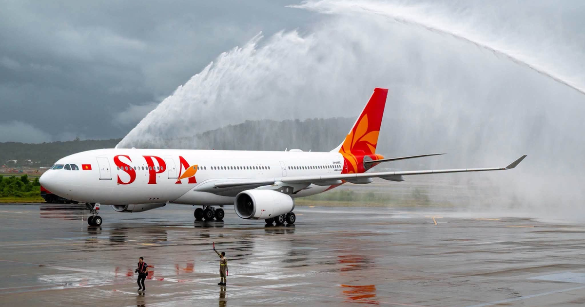 Đúng 1 ngày nữa, tàu bay khổng lồ dài gần 59 m, sải cánh hơn 60 m, được trang bị 2 động cơ Rolls-Royce sẽ cất cánh từ sân bay Nội Bài