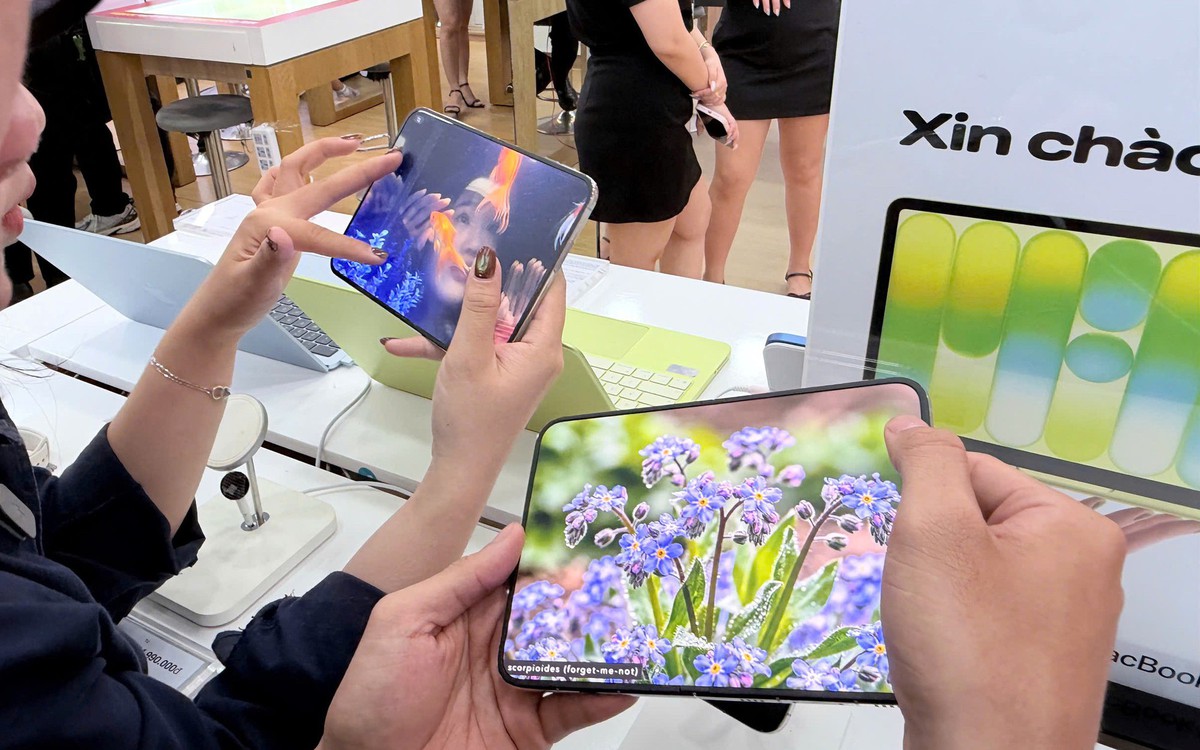 Cuối cùng ngày này cũng đến: Tận tay mẫu iPhone đắt kỷ lục ở Việt Nam!