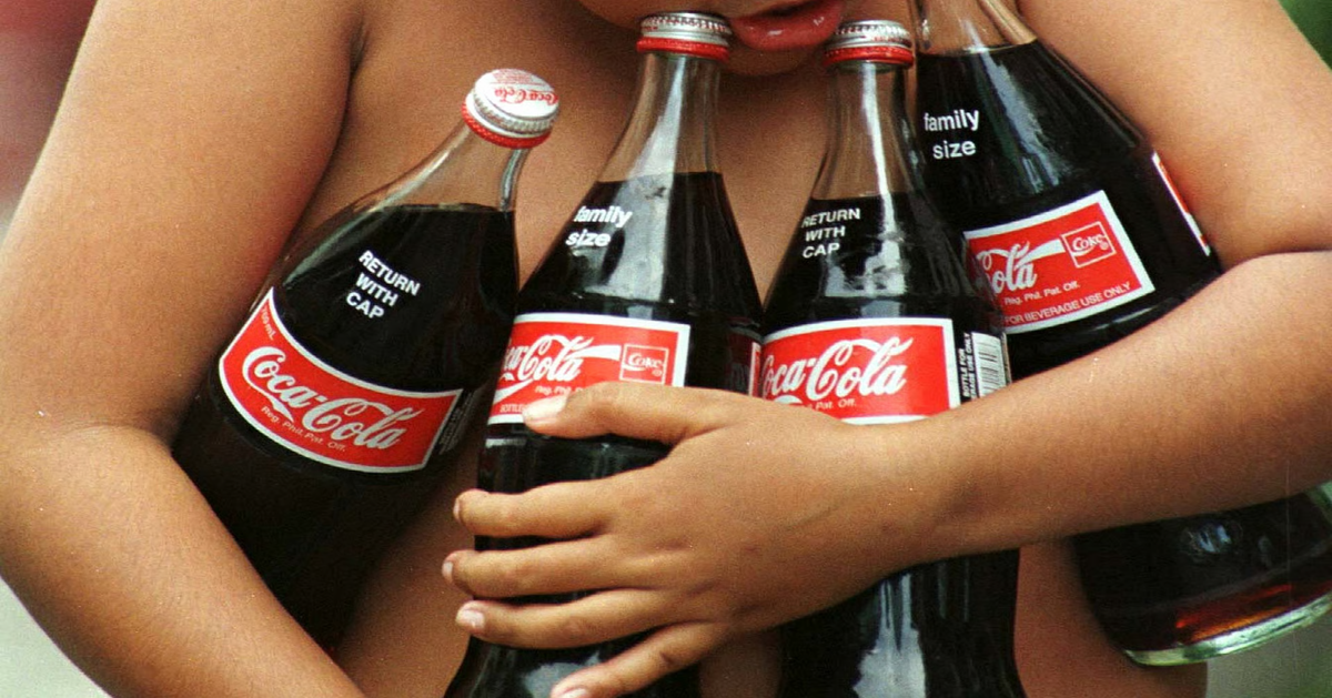 Tại sao uống Coca-Cola ở Việt Nam lại có hương vị khác với Coca-Cola của các nước trên thế giới?