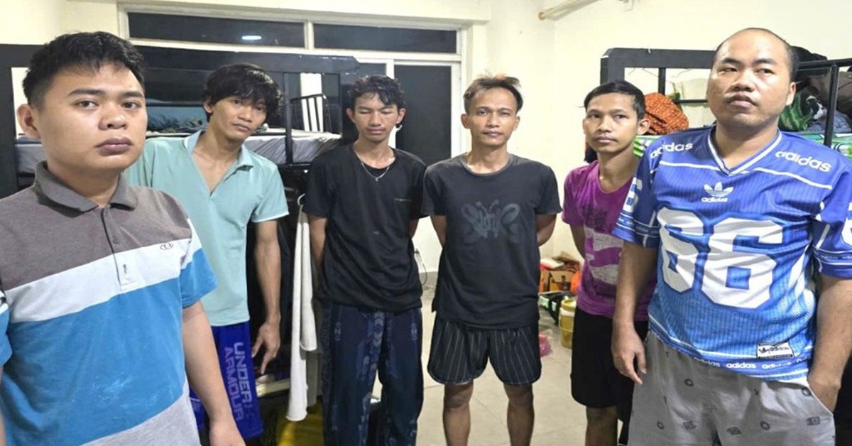 Kiểm tra đột xuất một doanh nghiệp trong khu công nghiệp