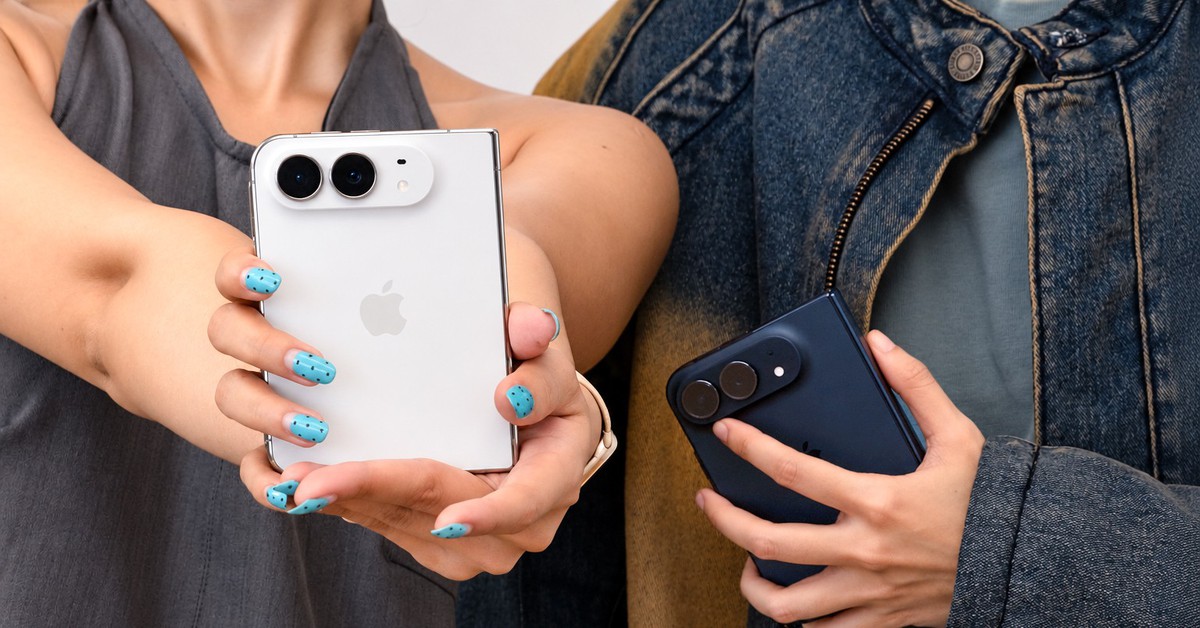 iPhone Duo rẻ nhất 65 triệu đồng: Người khen đáng tiền, kẻ chê “phông bạt”