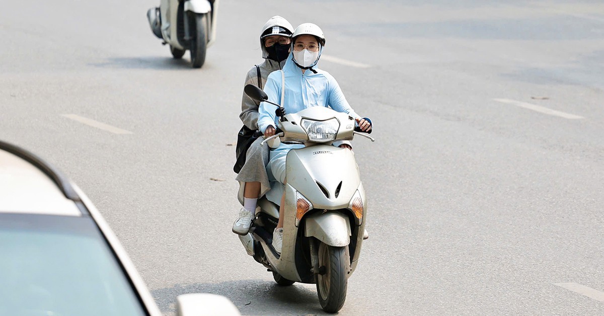Vì sao cuối Thu miền Bắc vẫn nắng trên 34°C?
