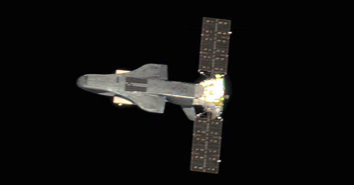 Trung Quốc sao chép thành công tàu vũ trụ X-37B của Mỹ?