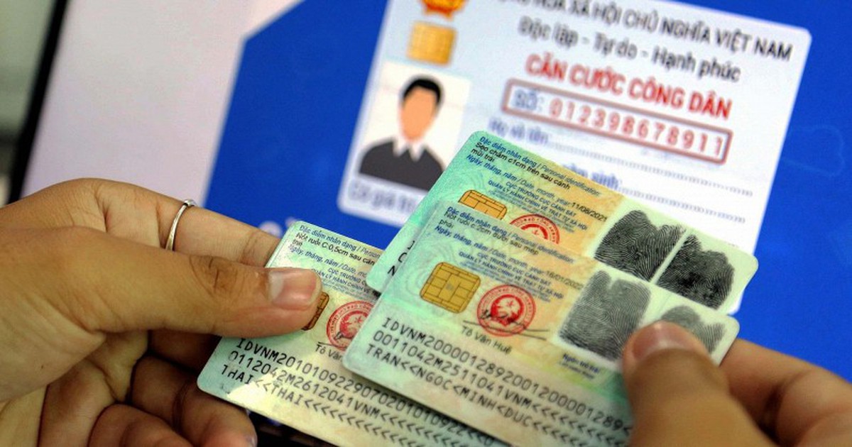 Công an cửa khẩu Nội Bài quan trọng: Người đi nước ngoài kiểm tra kỹ thông tin trên thẻ căn cước/ CCCD