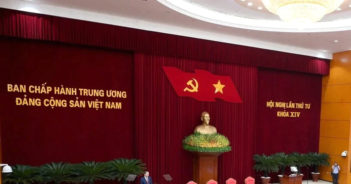 Bế mạc Hội nghị lần thứ tư Ban Chấp hành Trung ương Đảng khóa XIV