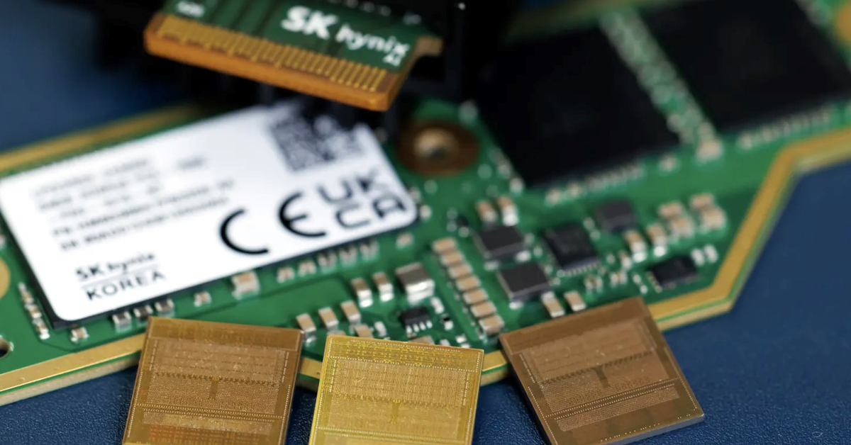 Ngành công nghiệp bán dẫn "kêu cứu", vốn hóa Samsung Electronics, SK Hynix bốc hơi 200 tỷ USD chỉ trong 1 phiên: Chuyện gì đang xảy ra?