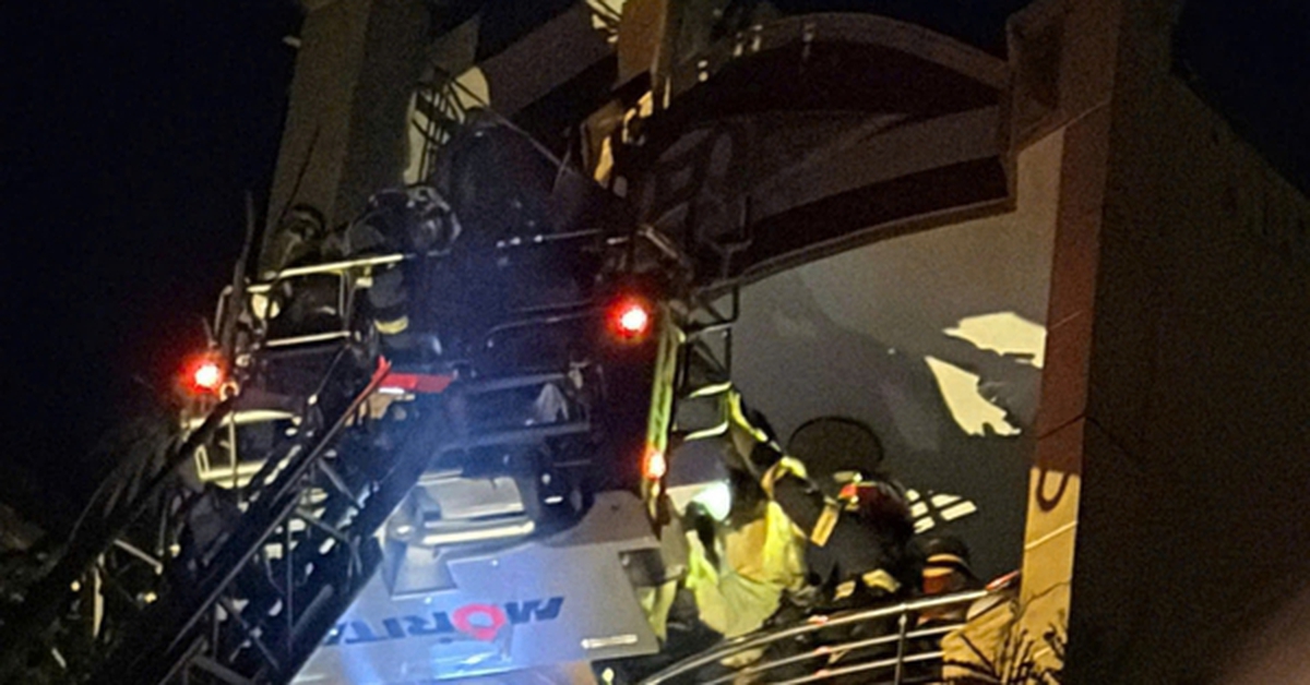 Cháy nhà 6 tầng ở trung tâm TPHCM, cứu được 5 người