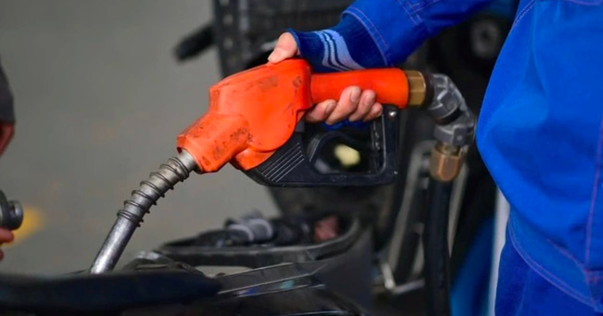 Phạt cây xăng do tự ý ngừng bán hàng