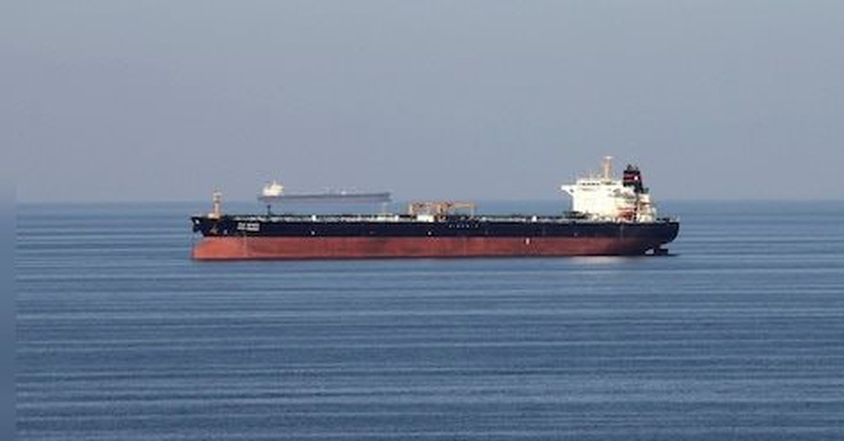 Đang di chuyển đến Trung Quốc thì bất ngờ quay đầu, hàng loạt tàu chở dầu Nga lập tức hướng thẳng đến Ấn Độ