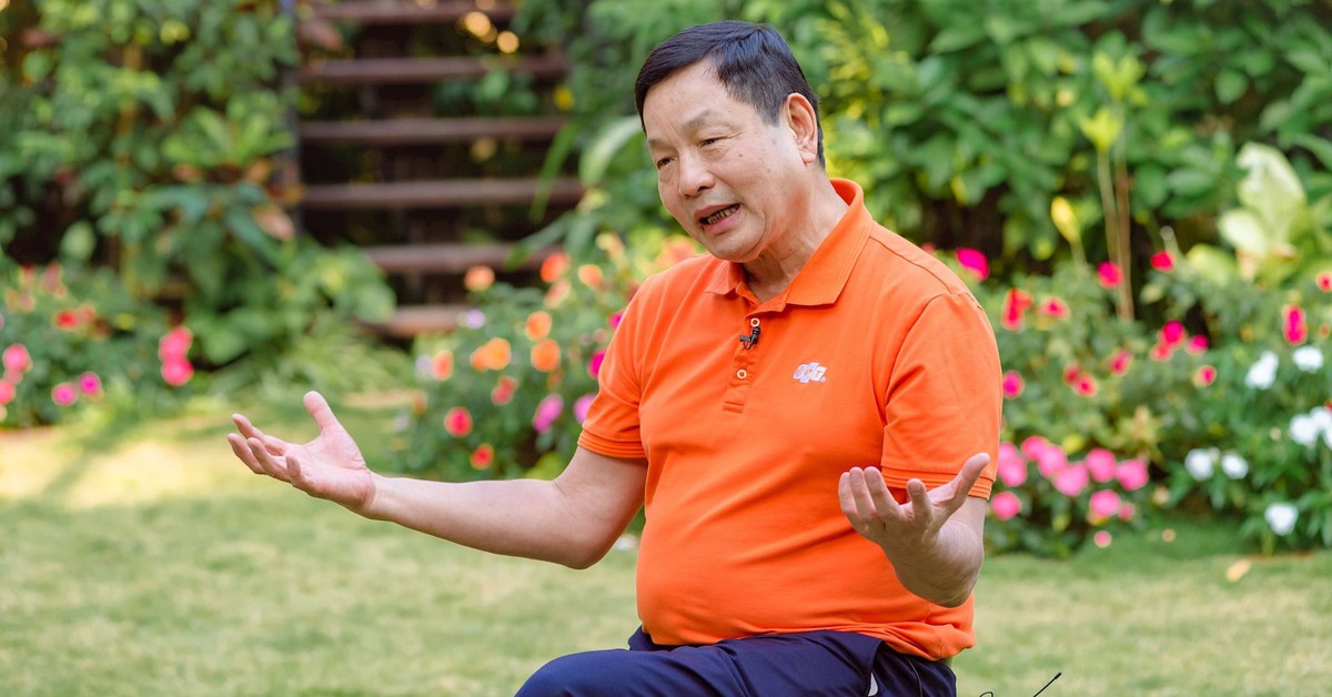 FPT giảm 20.000 tỷ doanh thu mỗi năm sau một quyết định: Vì sao sẽ không lo lắng?