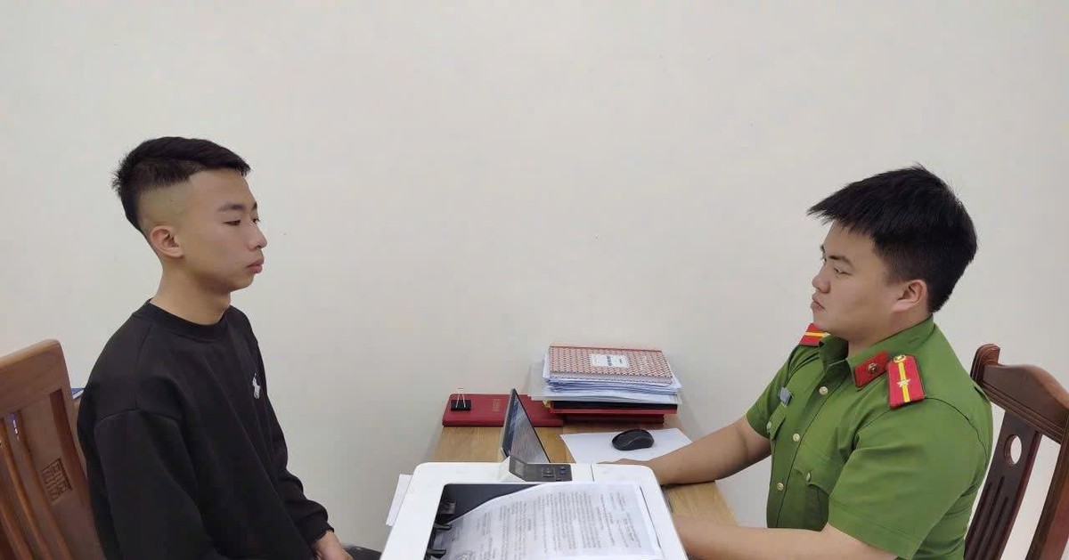 Phát hiện 93 lần giao dịch với tổng số tiền hơn 45 triệu đồng, Công an khởi tố thanh niên SN 2007