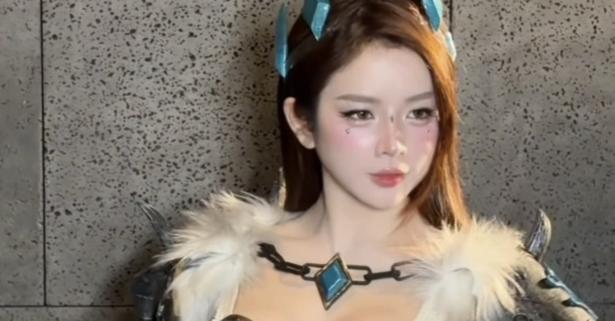DJ Mie lại tung "skin", vừa xuất hiện đã khiến fan gục ngã
