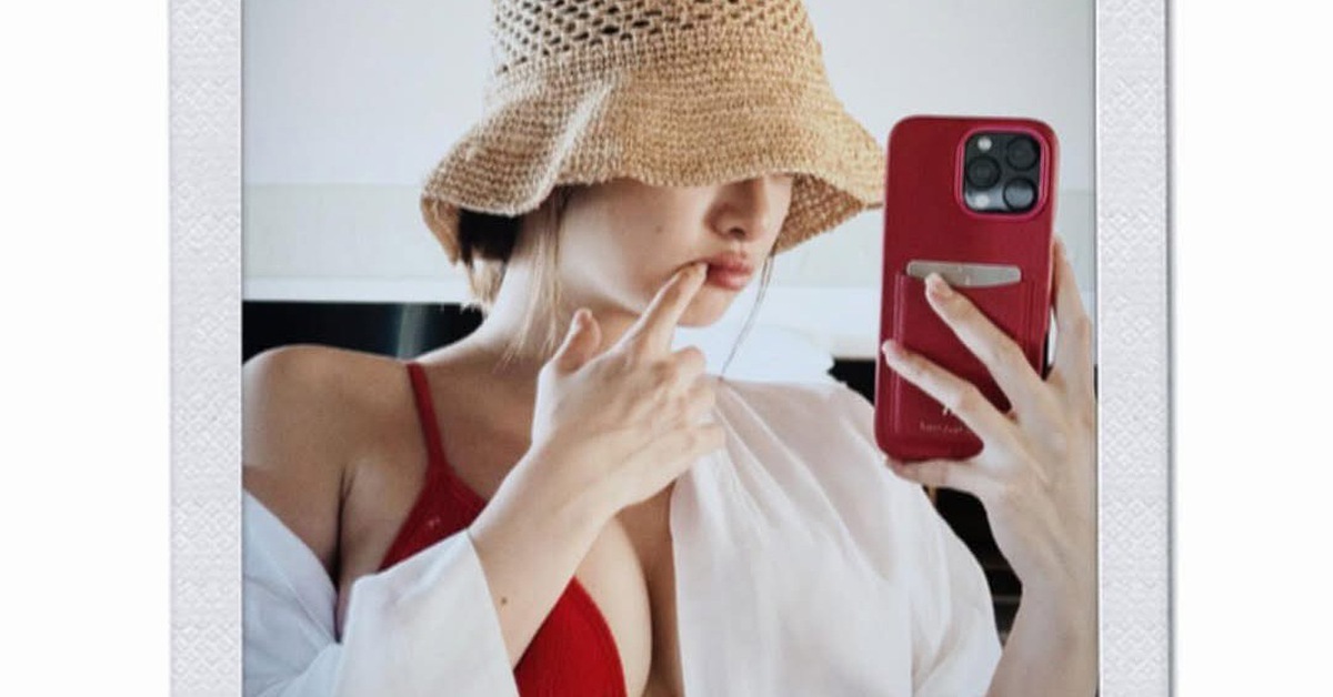 Gia nhập đường đua bikini theo phong cách hướng nội, hotgirl "Em chưa 18" không ồn ào vẫn khiến dân tình "loạn nhịp
