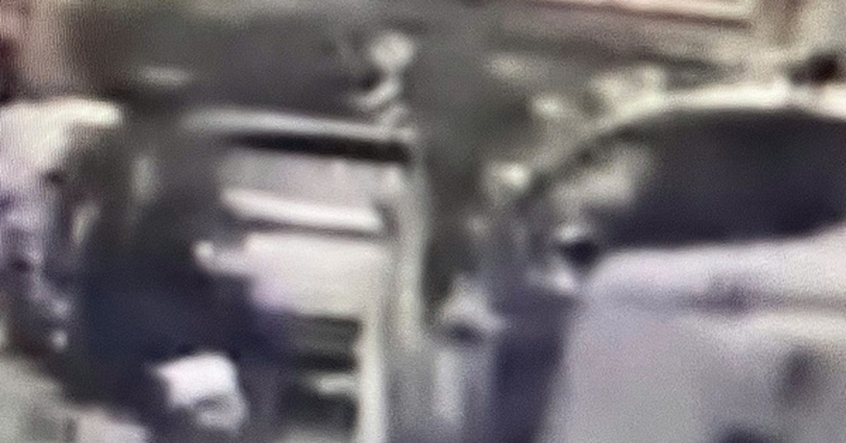 Xử phạt tài xế mở cửa ô tô bất cẩn gây tai nạn giao thông