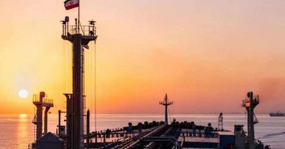 Nguyên do Mỹ bất ngờ nới lỏng lệnh trừng phạt ngành năng lượng Iran?