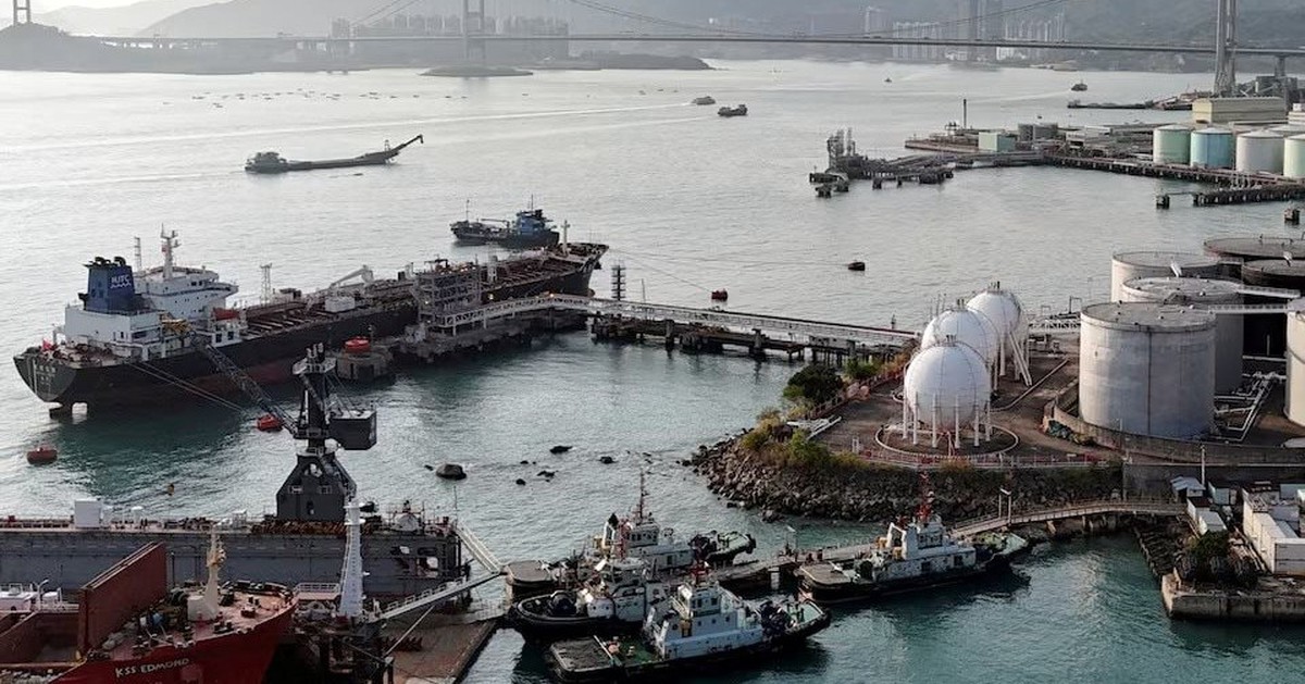 Dầu của quốc gia này đang hot: Ấn Độ và hàng loạt "đại gia" châu Á tìm cách tranh mua