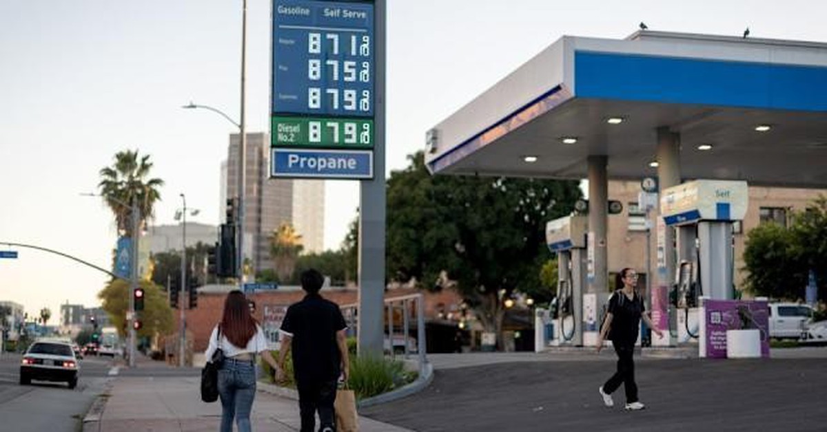 Giá dầu lại tăng sau những lời đe dọa đáp trả đanh thép giữa Mỹ và Iran