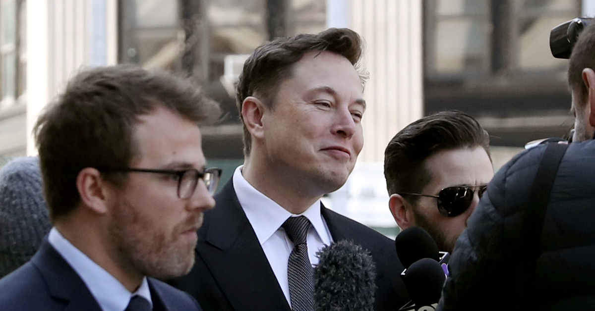 Tỷ phú Elon Musk nói thẳng 3 ĐIỀU tạo nên khoảng cách giữa người giàu và người nghèo: Tiền chỉ là phần nổi của tảng băng
