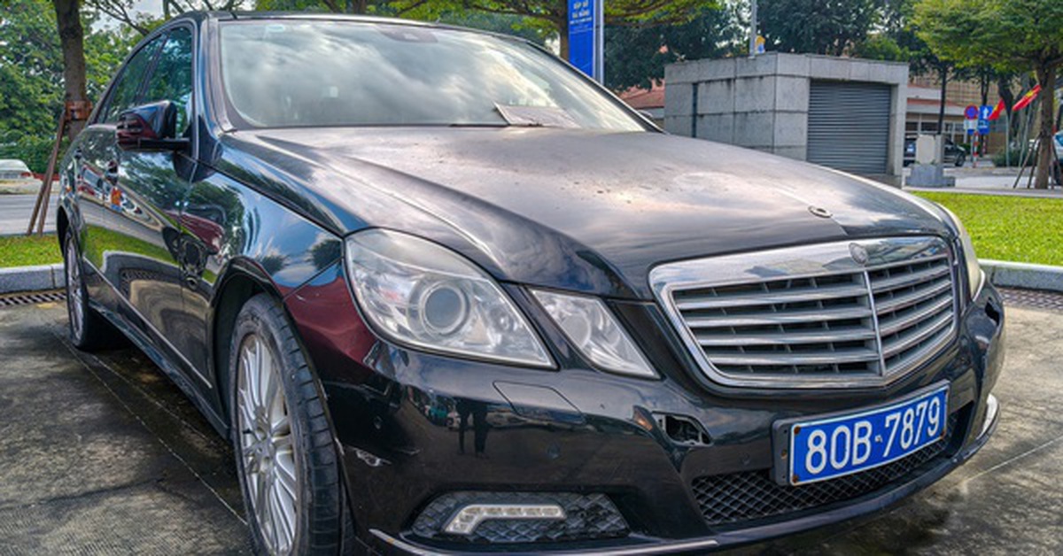 Đấu giá xe công ở Đà Nẵng: Mercedes-Benz không có người mua, nhiều xe trúng giá cao