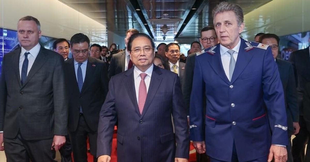 Thăm công trình 90 năm tuổi dưới lòng đất ở Moscow, Thủ tướng đề nghị Nga hỗ trợ xây tại Hà Nội, TP.HCM