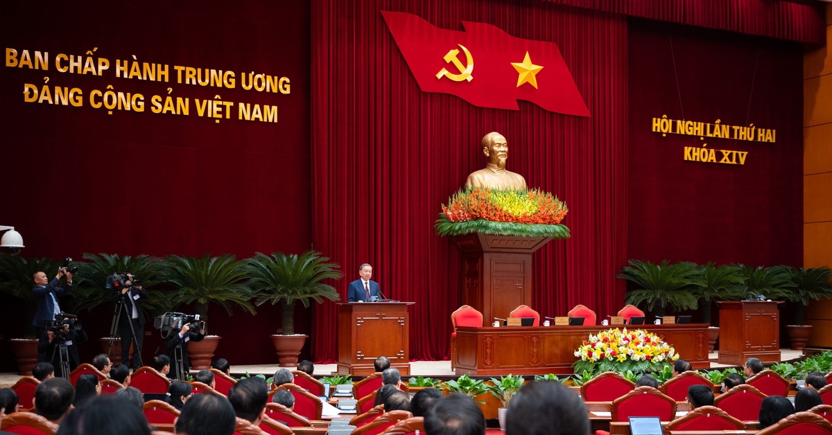 Toàn cảnh phiên bế mạc Hội nghị lần thứ 2 Ban Chấp hành Trung ương Đảng khóa XIV