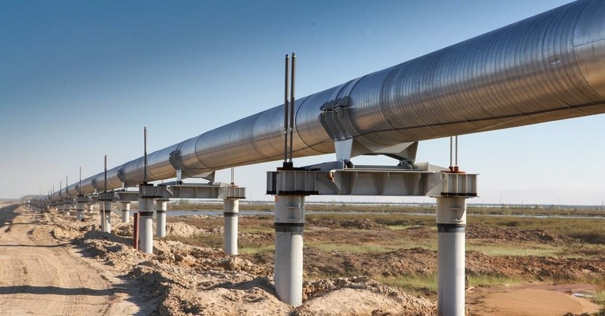 Đúng lúc thế giới ‘khát’ dầu, Mỹ nới lỏng trừng phạt, 40% năng lực xuất khẩu dầu của Nga lại bị đình trệ - chuyện gì xảy ra?