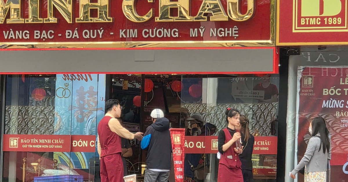 Đúng 12h Bảo Tín Minh Châu mở cửa, bất ngờ giá vàng SJC tại đây!