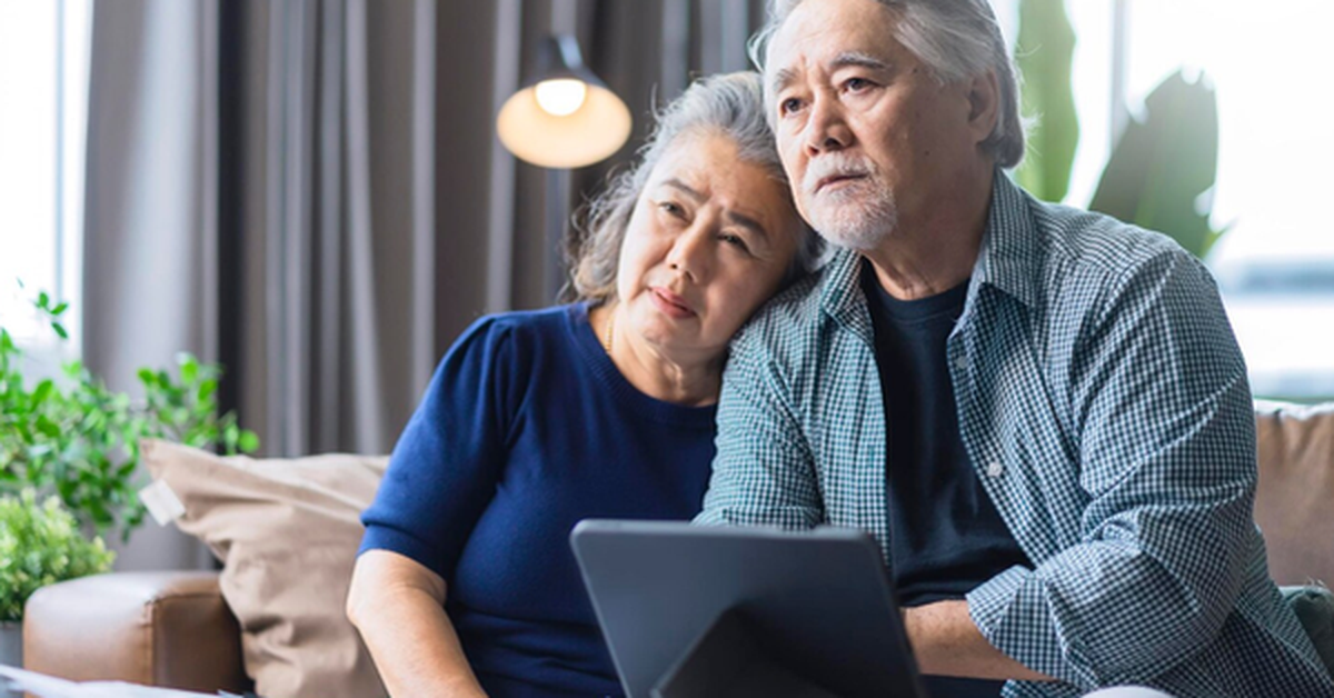 Tôi cứ nghĩ bố mẹ vợ chỉ đủ ăn đủ mặc, đến khi nghe tin ông bà mua căn hộ 15 tỷ cho cậu út thì mới giật nảy mình
