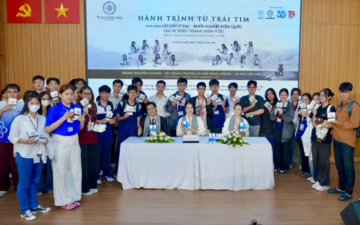 Nhật ký Hành trình Từ Trái Tim – Tri thức và bản lĩnh thắp sáng khát vọng tuổi trẻ