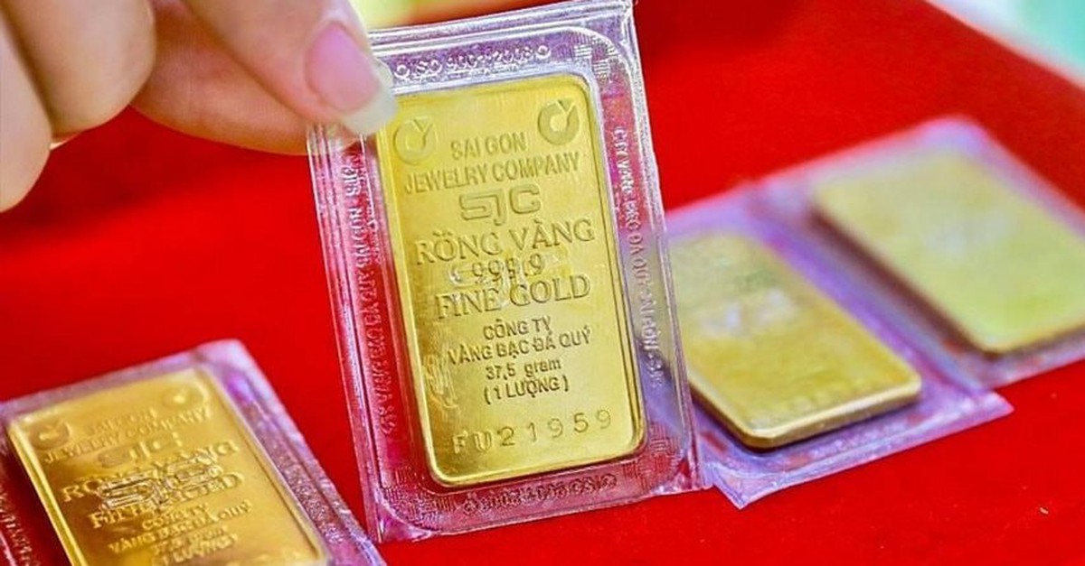 Giá vàng hôm nay 27/3 rơi thẳng đứng, vàng phi SJC còn 15,5 triệu đồng/chỉ