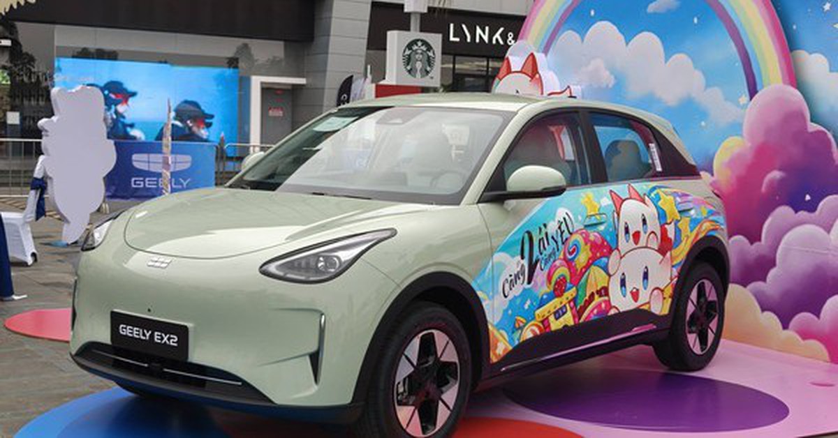 SUV hybrid kỷ lục 1.800km và "xe điện quốc dân" giá 459 triệu đồng ra mắt Việt Nam