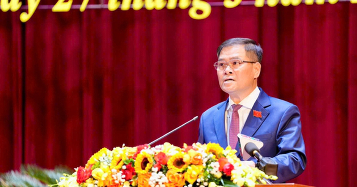 Ông Bùi Văn Khắng tái đắc cử Chủ tịch UBND tỉnh Quảng Ninh