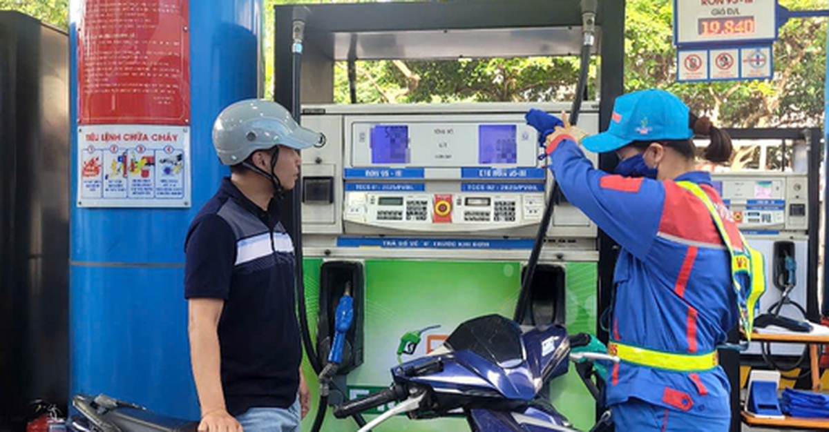 Chính phủ bổ sung 8.000 tỉ đồng cho Quỹ Bình ổn giá xăng dầu