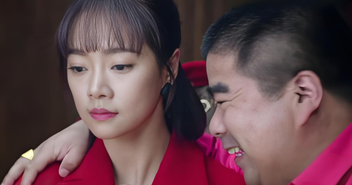 Mỗi lần liên hoan sau khi ký hợp đồng lớn, sếp thường giả vờ say rồi ngồi cạnh tôi khiến tiệc vui trở thành nỗi ám ảnh
