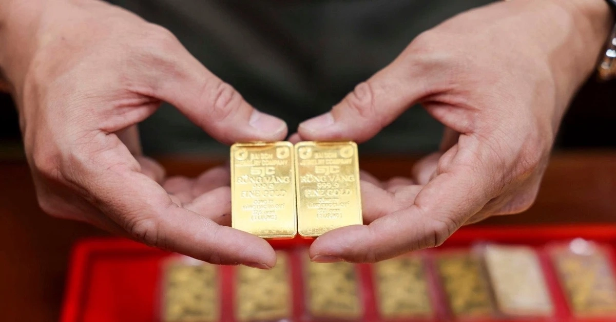 Người mua vàng lỗ nặng