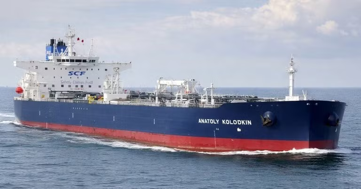 Tàu chở dầu Nga tiến gần Cuba giữa sức ép từ Mỹ