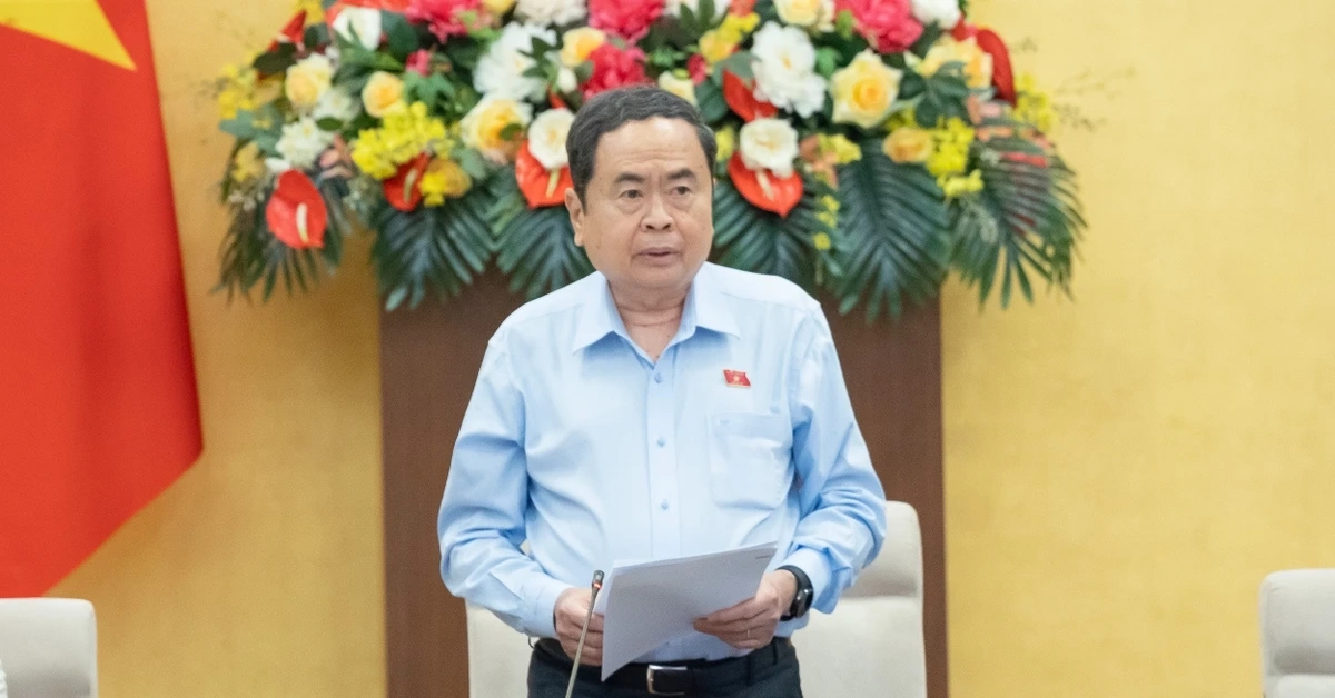 Xem xét sửa bảng lương, phụ cấp chức vụ đối với cán bộ, lãnh đạo nhà nước