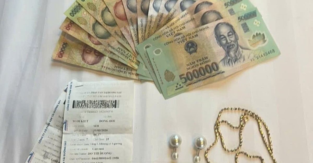 Phát hiện hàng loạt tờ tiền có mệnh giá từ 500K-10K, dây chuyền vàng bị bỏ lại trên chuyến tàu Bắc - Nam