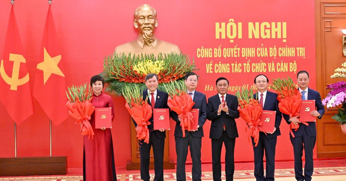 Công bố quyết định của Bộ Chính trị về công tác tổ chức, cán bộ với VOV, VTV, TTXVN và 2 Viện Hàn lâm