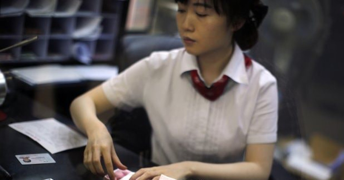 Nhân viên nhập sai 1 chữ số, chuyển khoản 540 triệu của khách vào một tài khoản đã bị phong tỏa, ngân hàng xử lý thế nào?