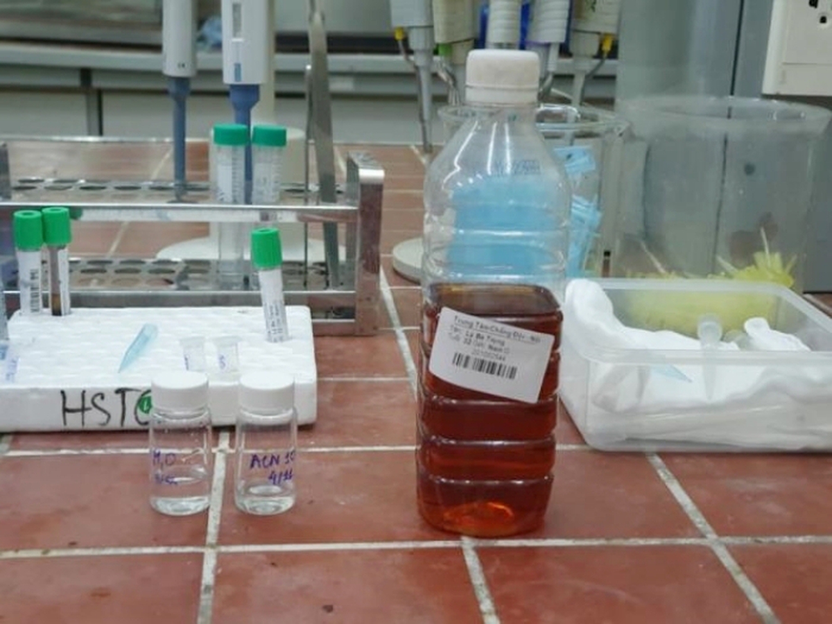 Điều gì xảy ra với cơ thể khi uống rượu chứa cồn công nghiệp?