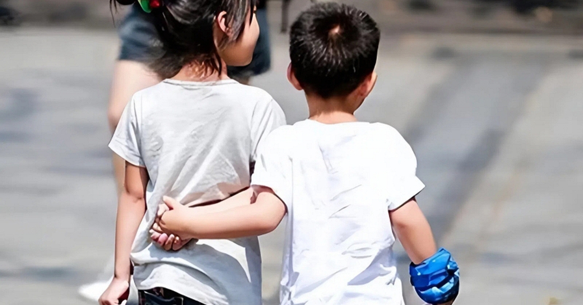 Những gia đình có hai con sẽ phải đối mặt với 4 vấn đề này, đọc mà giật mình vì quá đúng!